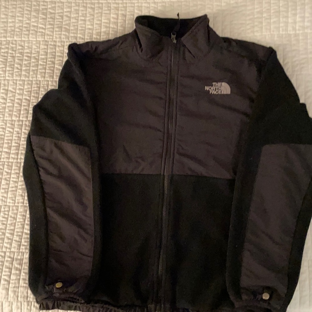 Boys 14/16 North Face fleece gently used condition like new